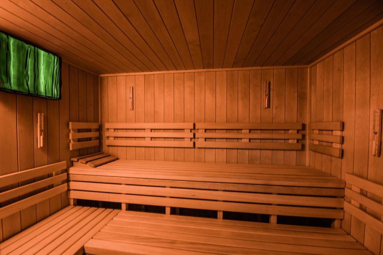 Pensjonat Fitness & Spa Gregor Zielona Gora  Exterior photo